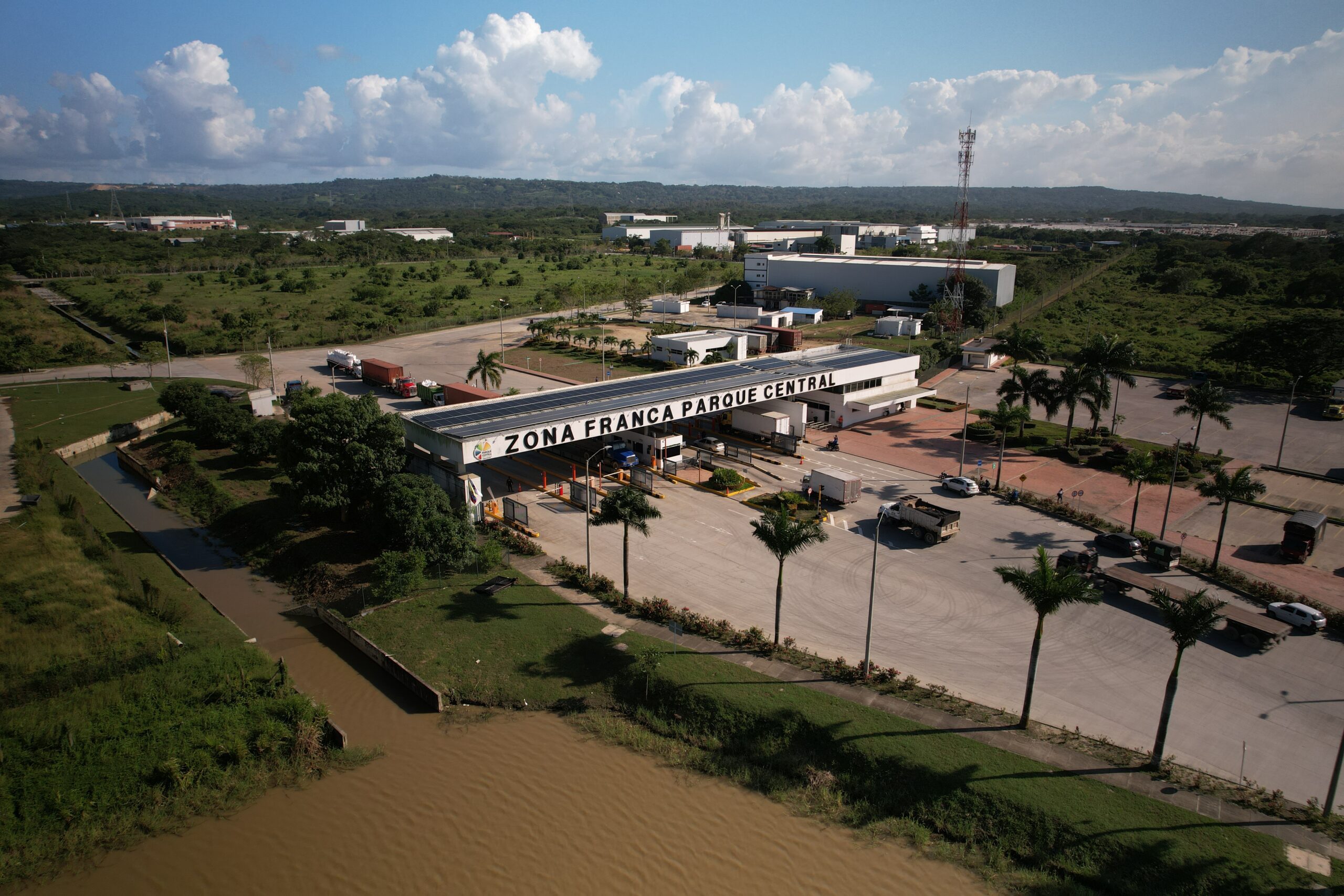 dji fly 20221201 150028 891 1669924973646 photo scaled